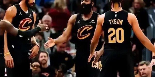 天博体育官方入口-4-3神奇晋级，0-4惨败出局！NBA最大的伪强队，四巨头要解体了